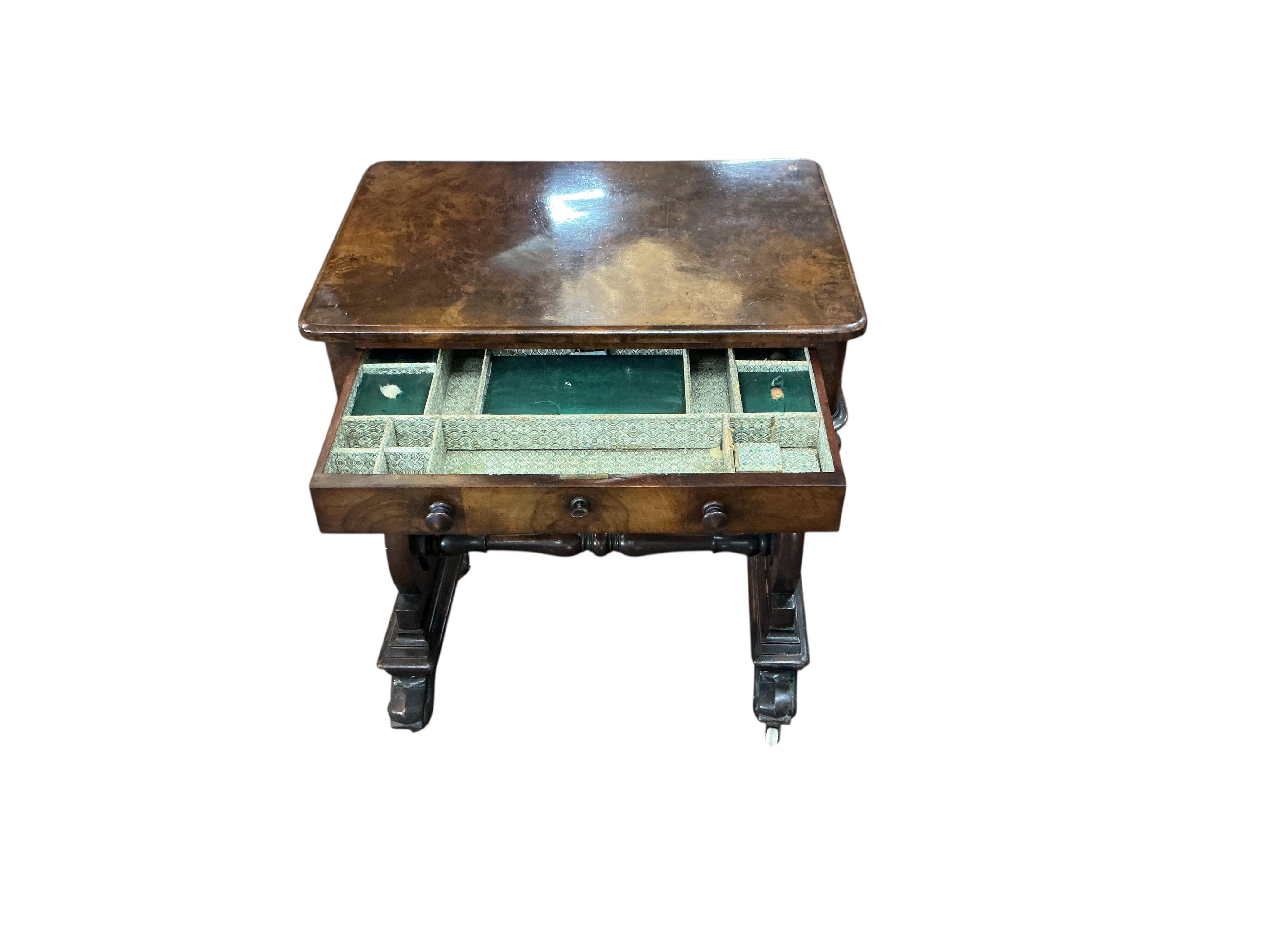 A Victorian walnut work table, width 57cm, depth 39cm, height 71cm